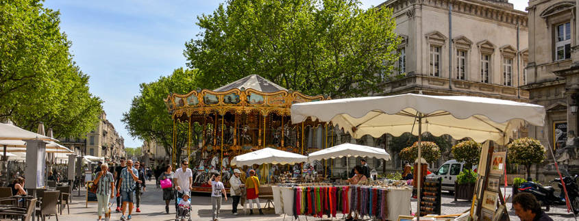 Place de l'Horloge Avignon, historical center avignon
