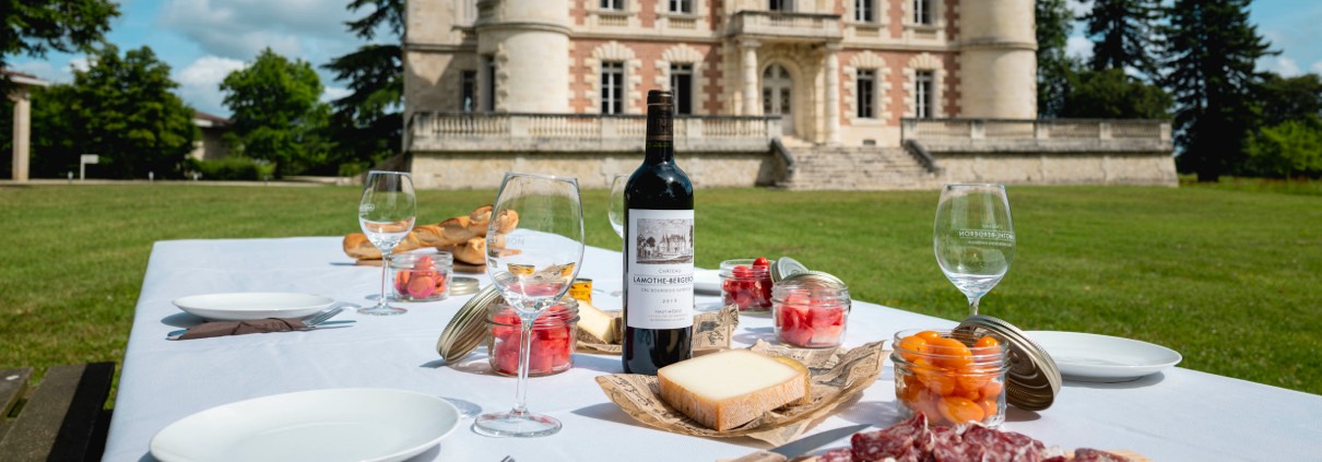 Repas château Lamothe Bergeron