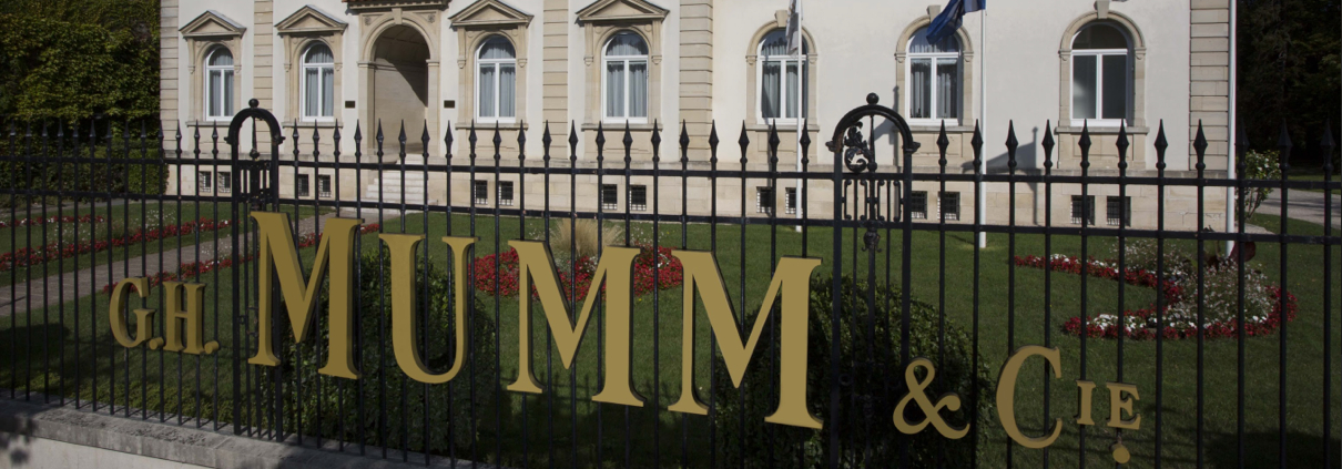 champagne mumm